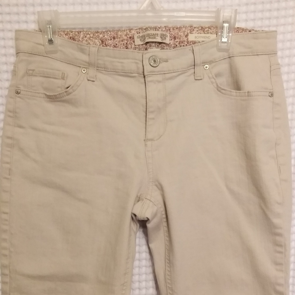 4/$20 CLOSET CLOSING KHAKI BOYFRIEND JEANS